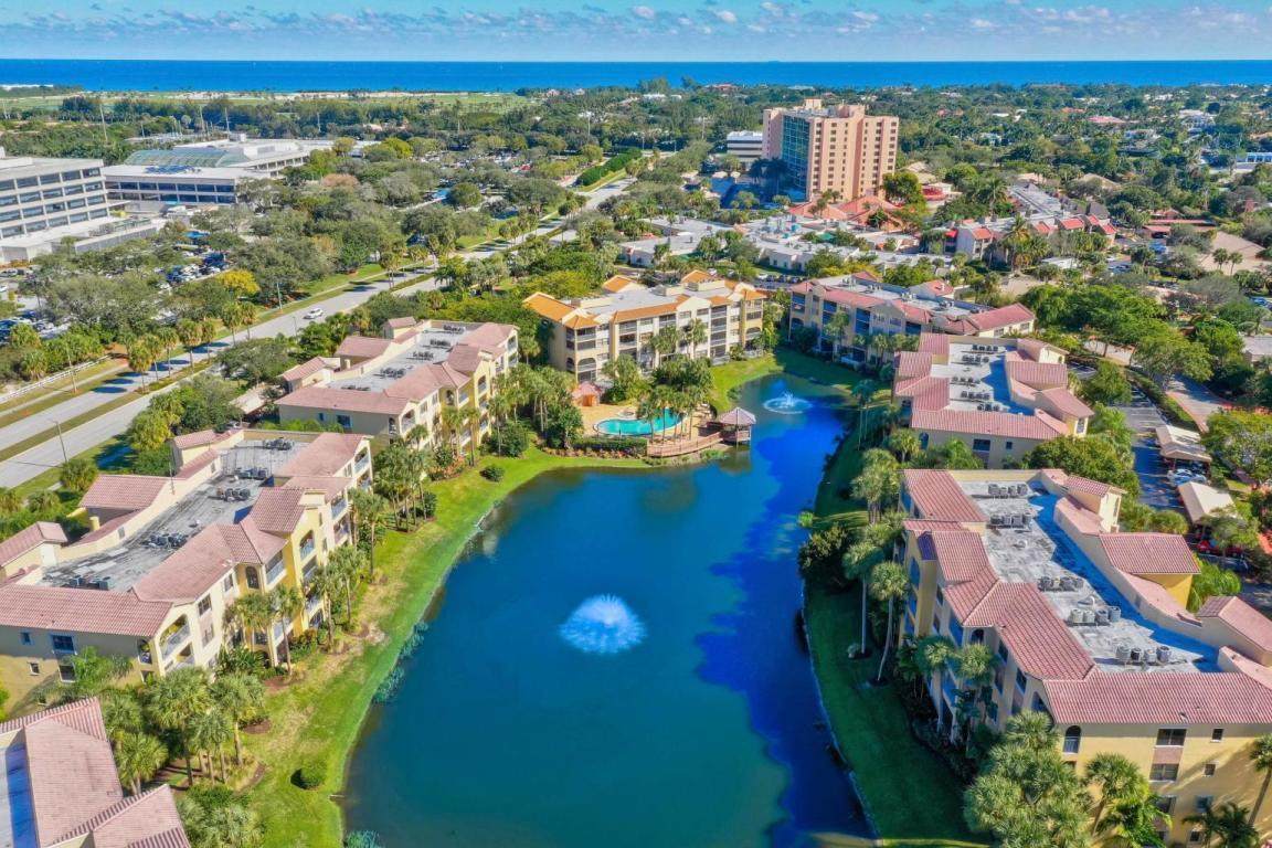 800 Uno Lago Drive - Photo 1