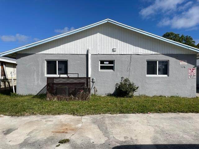 1116 31st Street - Photo 1