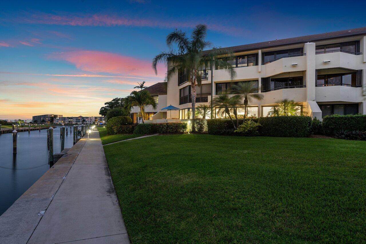 1100 Marine Way - Photo 1