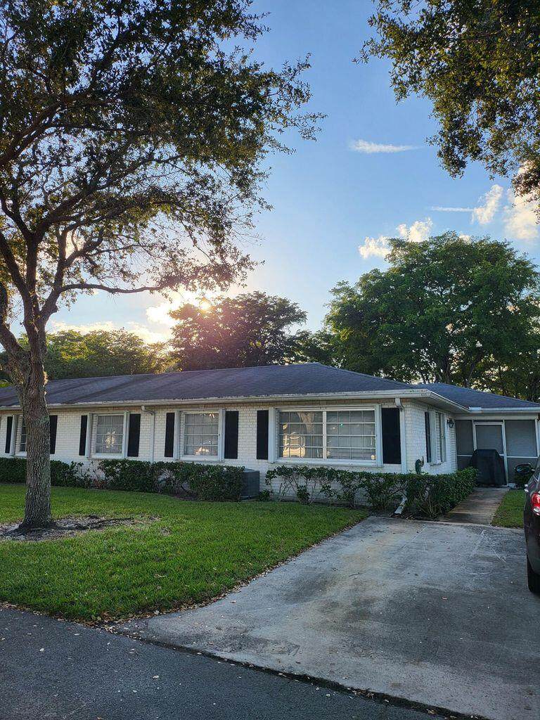 10137 45th Avenue - Photo 1