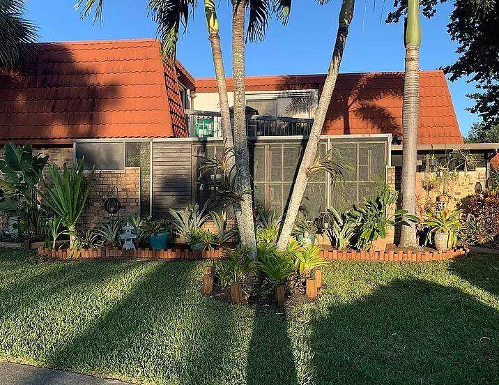 4616 Suburban Pines Drive - Photo 1