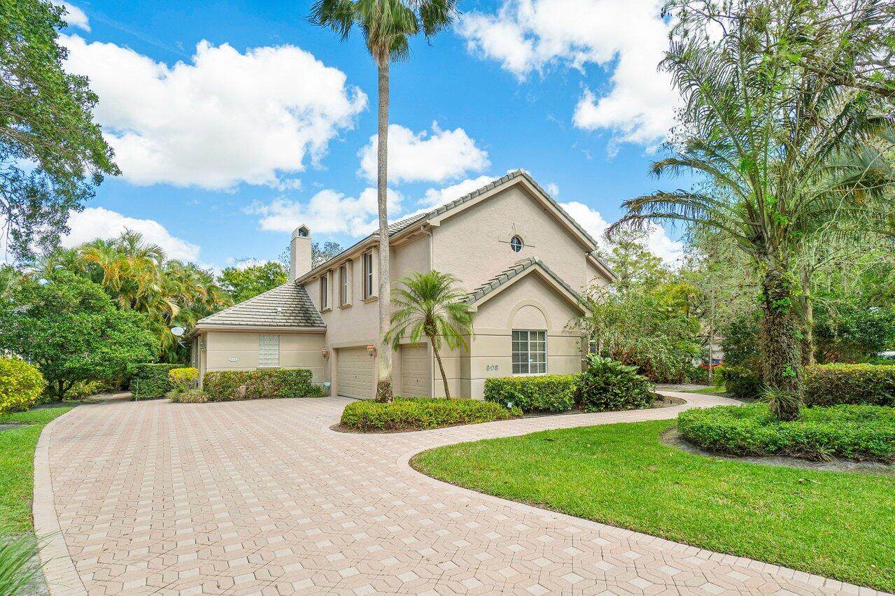 808 Forest Glen Lane - Photo 1