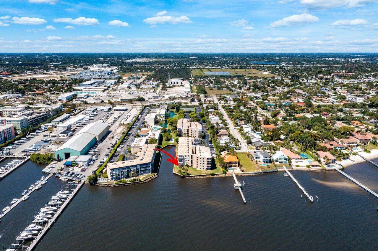 896 Federal Highway - Photo 1