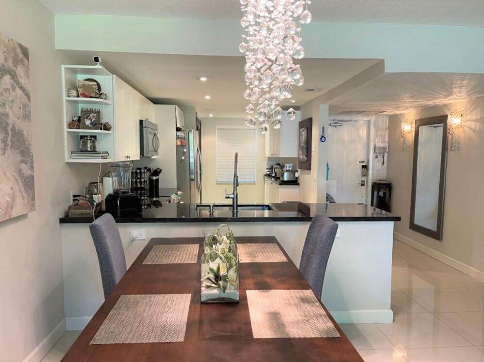 550 Oaks Lane - Photo 1