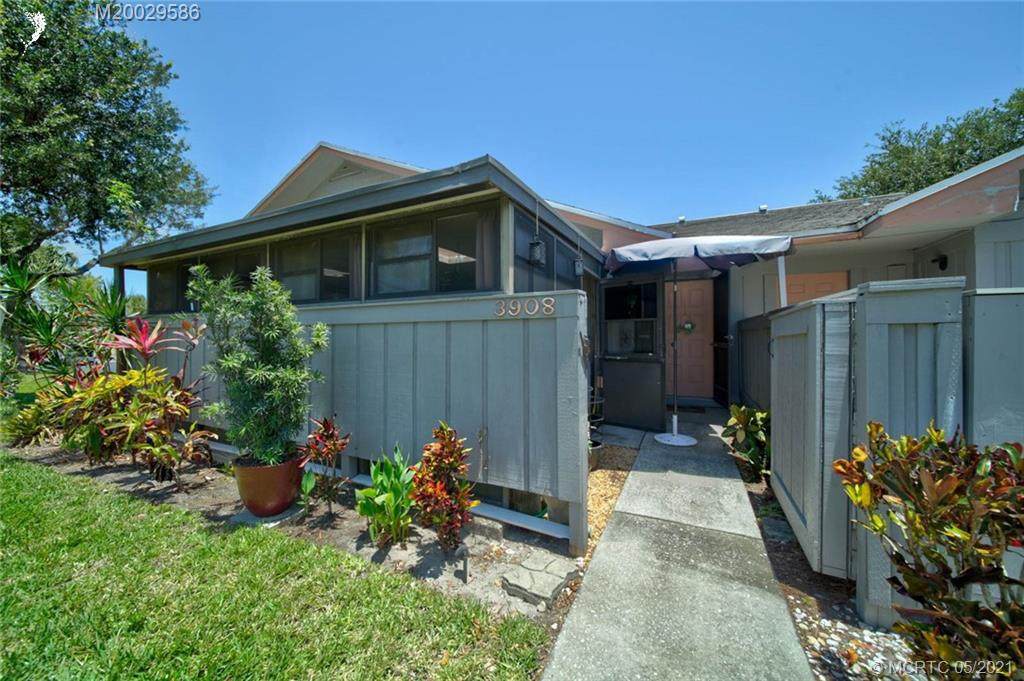 3908 Cinnamon Tree Circle - Photo 1