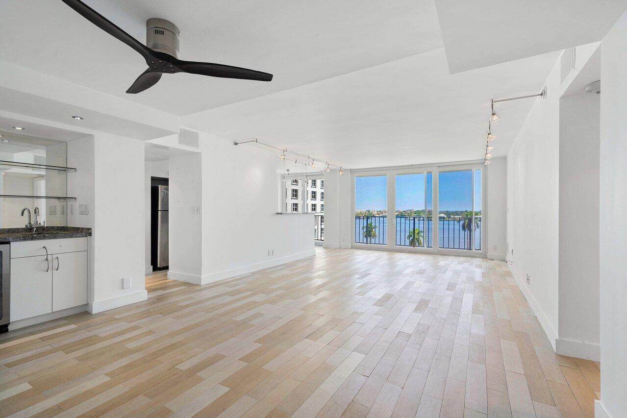 1701 Flagler Drive - Photo 1