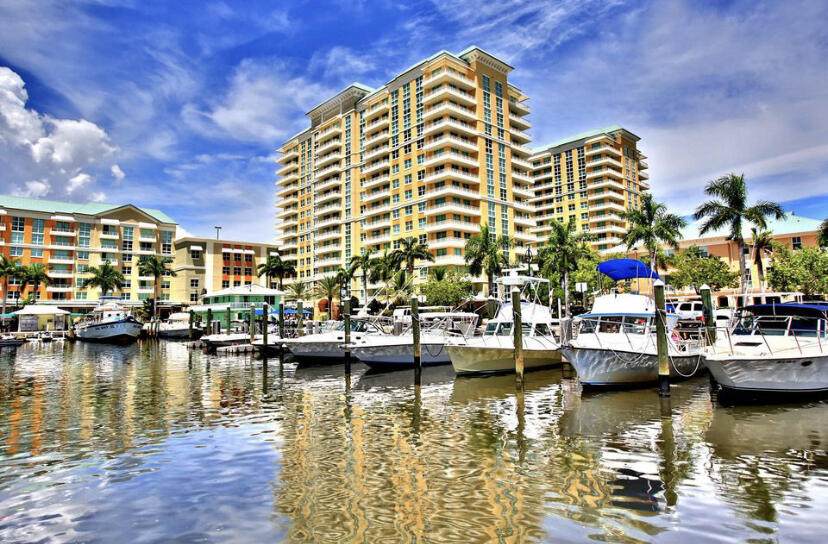 700 Boynton Beach Boulevard - Photo 1