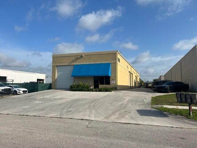 1325 Killian Drive - Photo 1