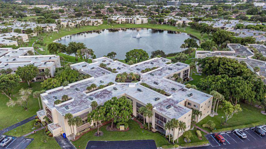 5190 Las Verdes Circle - Photo 1