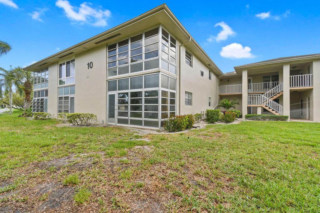 10 Lake Vista Trail - Photo 1