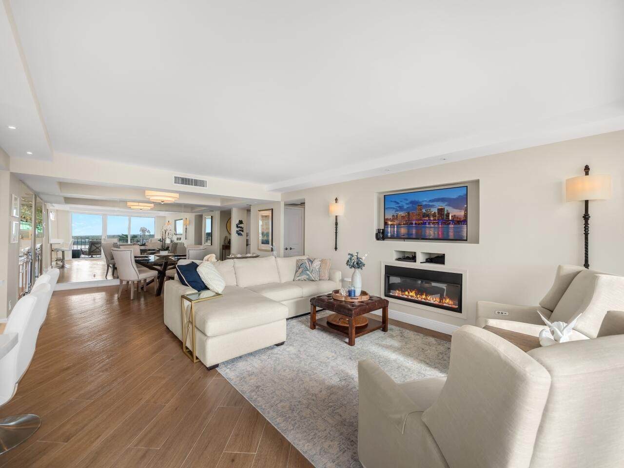 1701 Flagler Drive - Photo 1
