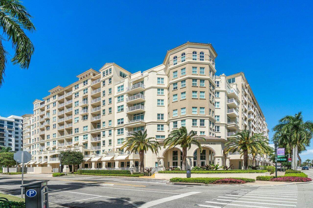 99 Mizner Boulevard - Photo 1