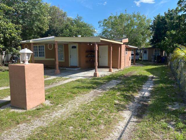 1513 Citrus Avenue - Photo 1