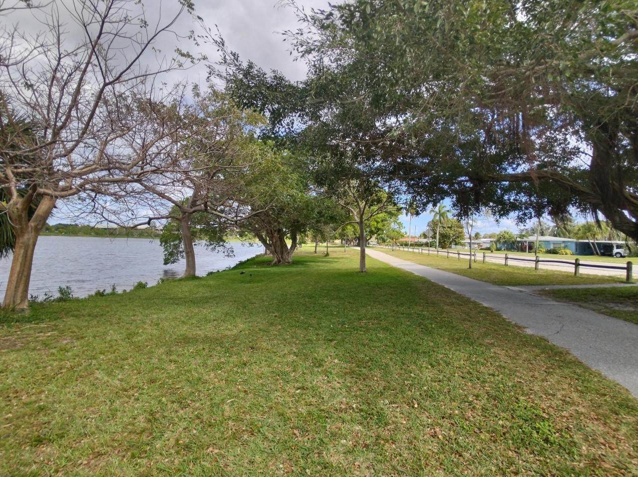 2004 Lake Osborne Drive - Photo 1