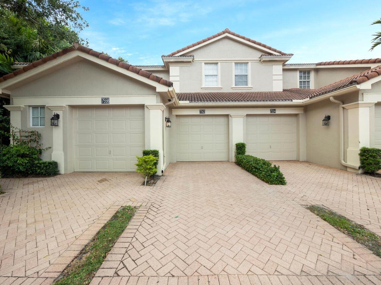 7562 Herrington Lane - Photo 1