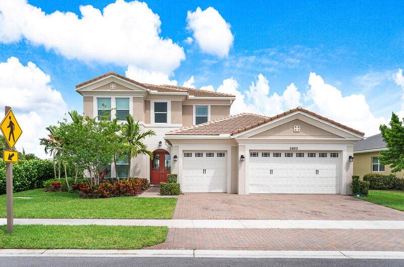 5850 Whippoorwill Circle - Photo 1