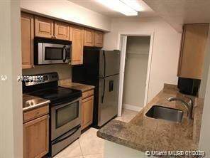 815 Boynton Beach Boulevard - Photo 1