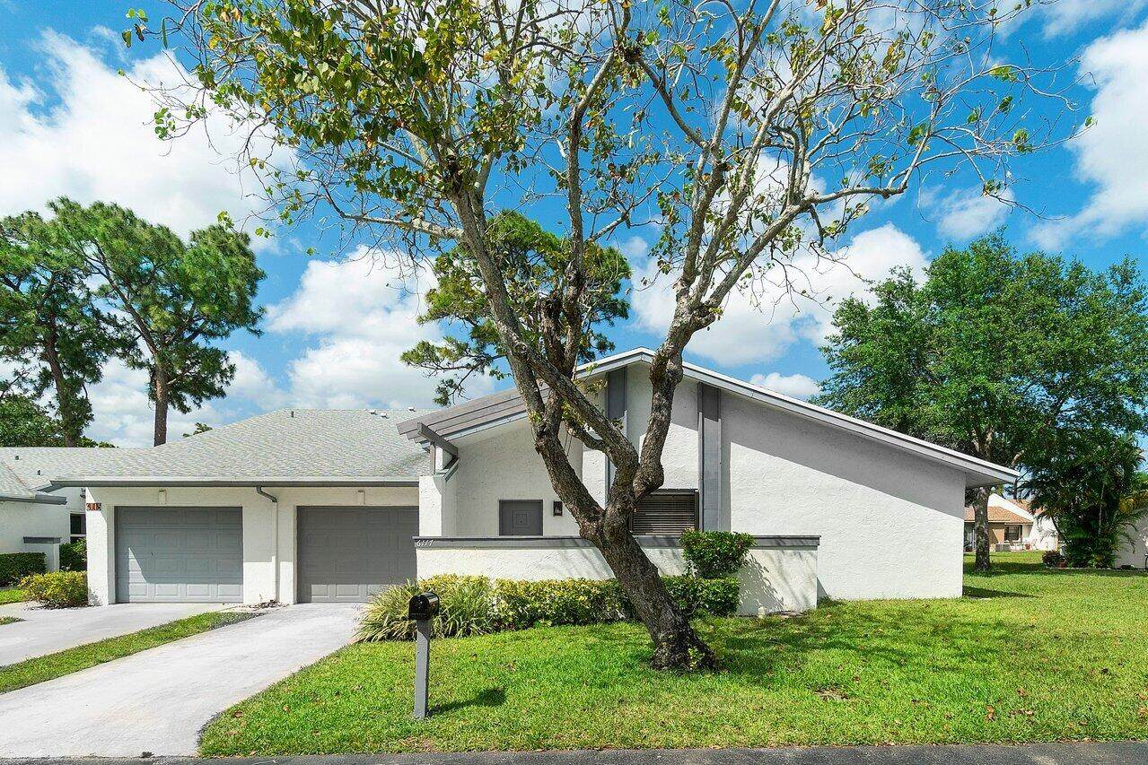 6117 Elsinore Circle - Photo 1