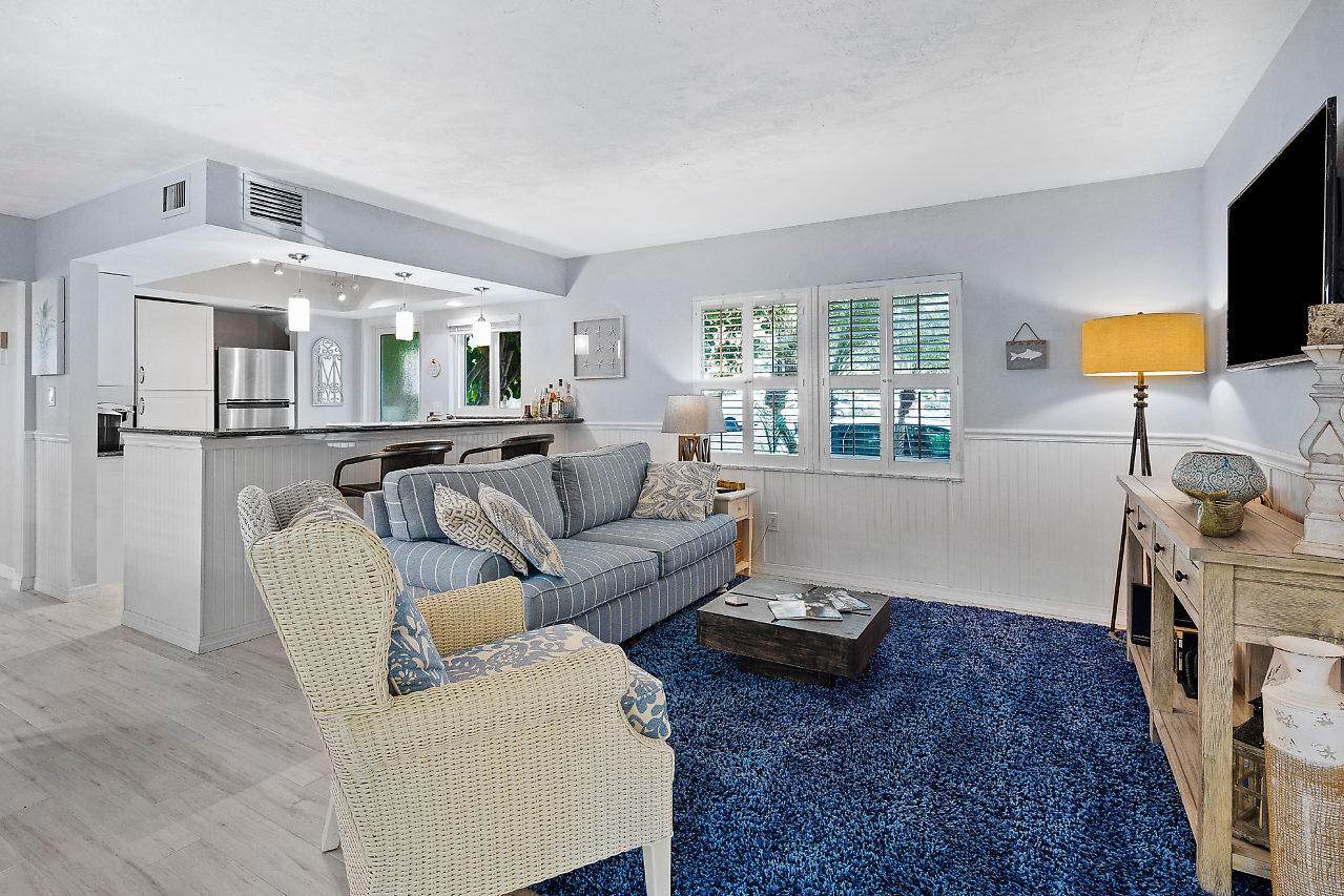 1030 Langer 5 Way - Photo 1