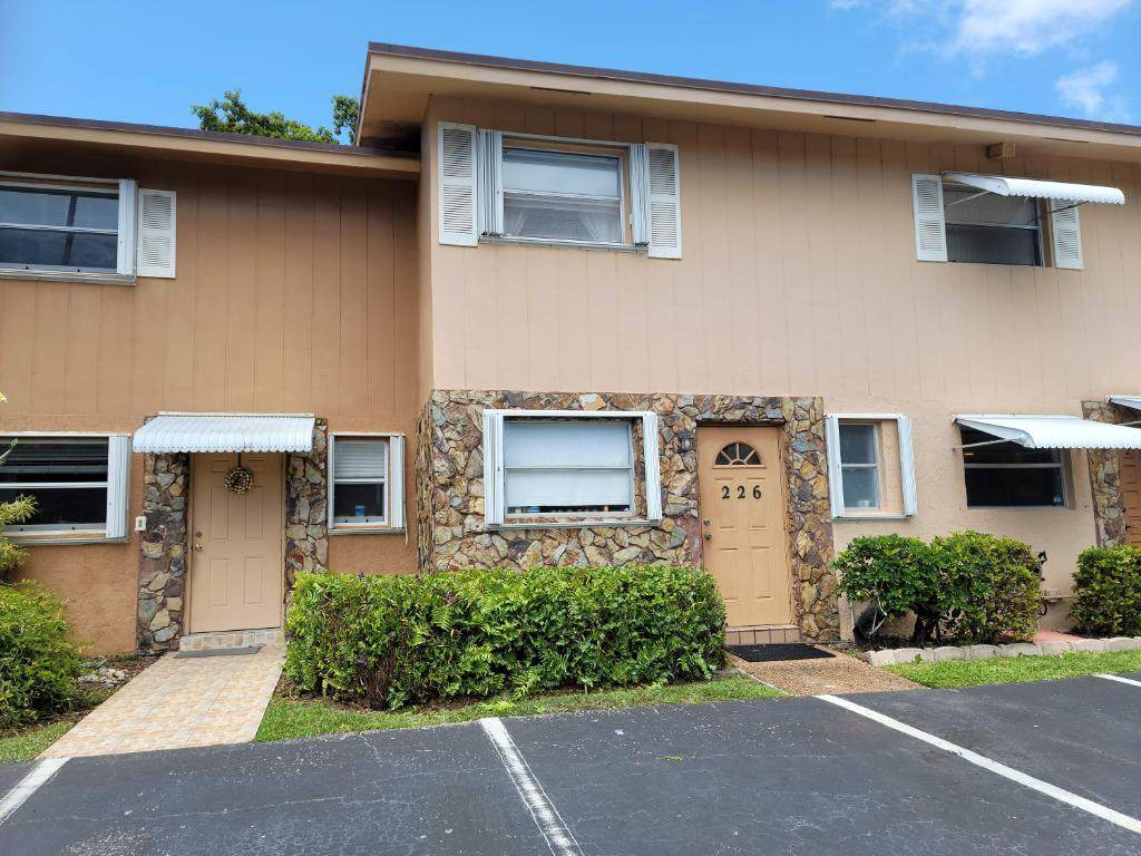 450 7th Street - Photo 1