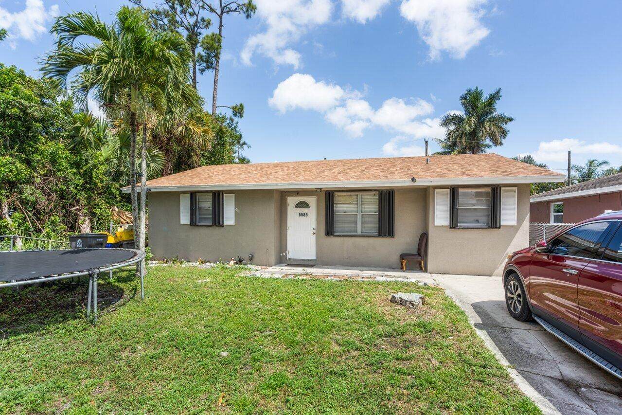 5585 Kumquat Road - Photo 1