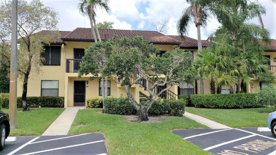 4689 Lucerne Lakes Boulevard - Photo 1