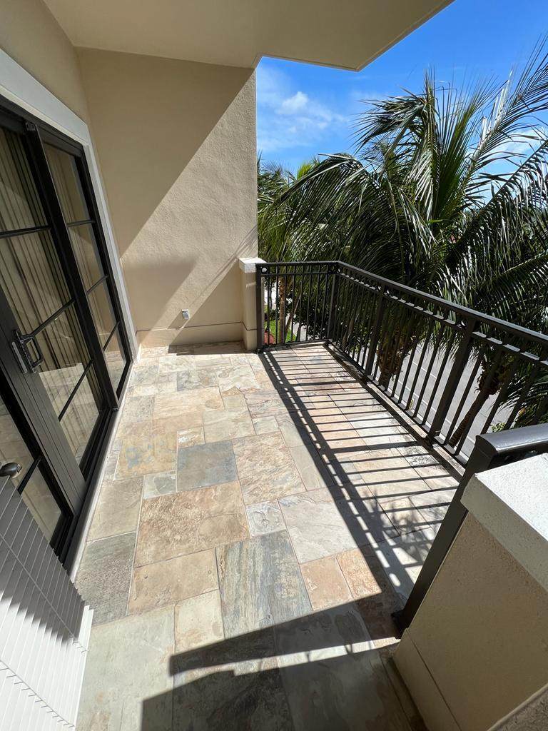 2501 Ocean Boulevard - Photo 1
