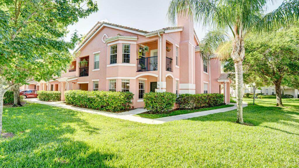 168 Peacock Boulevard - Photo 1