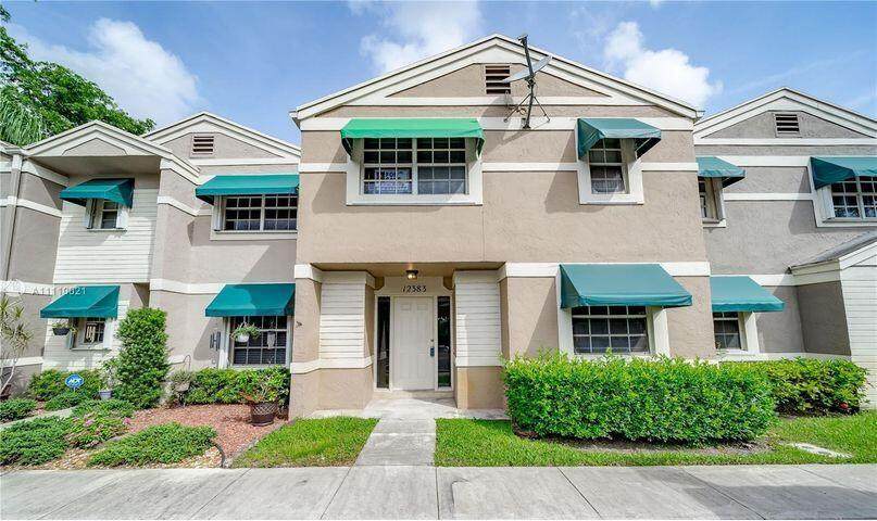 12383 52nd Street - Photo 1
