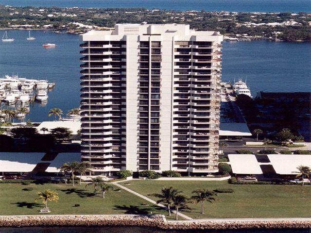 115 Lakeshore - Photo 1