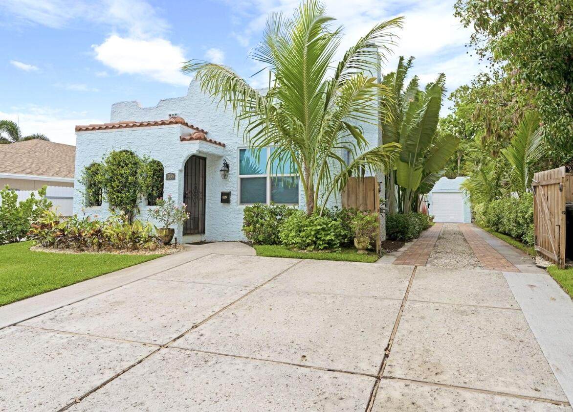 1036 Francis Street - Photo 1