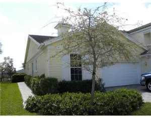 1606 Mariner Bay Boulevard - Photo 1