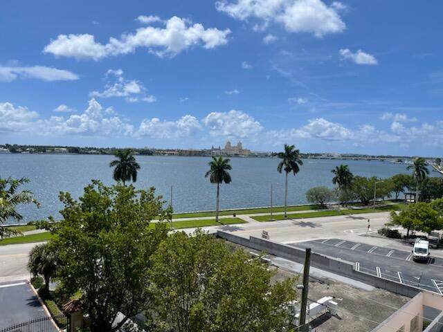 1801 Flagler Drive - Photo 1