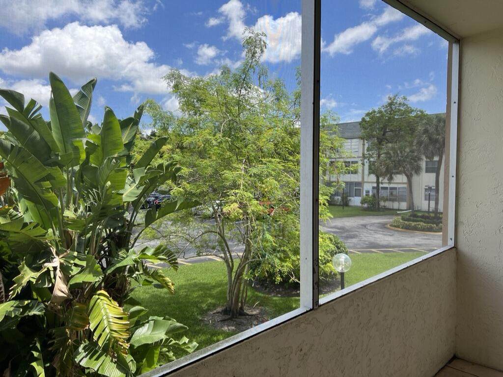 5180 Sabal Palm Boulevard - Photo 1