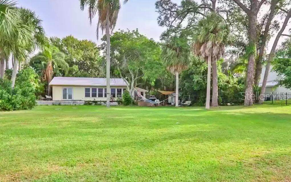 7538 Westmoreland Drive - Photo 1