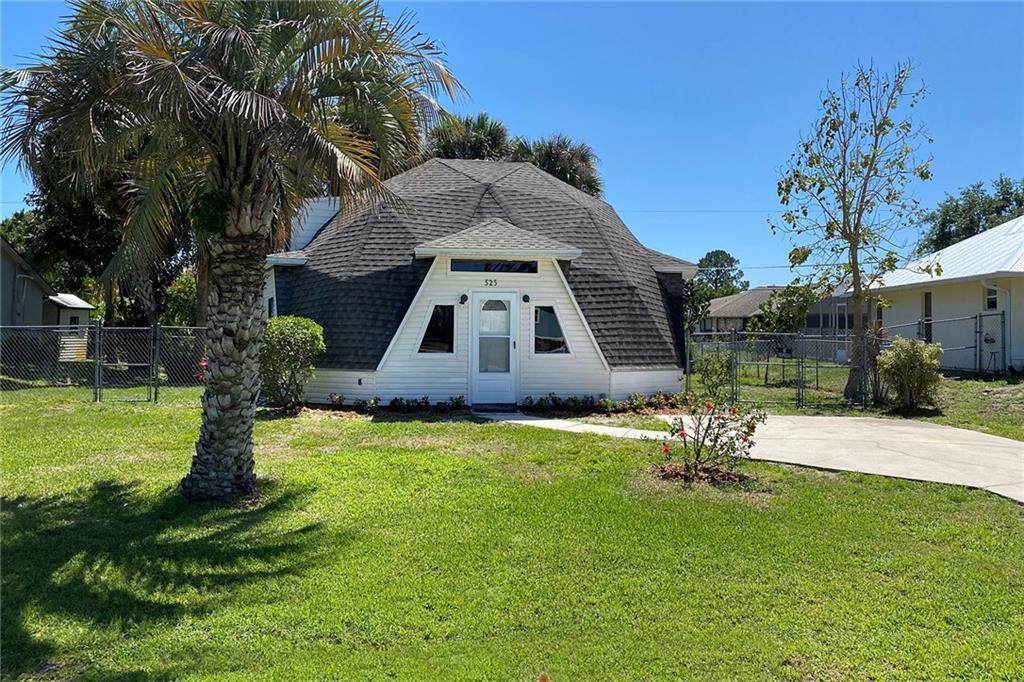 525 Orange Avenue - Photo 1