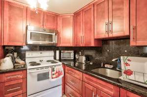 650 Saxony Lane - Photo 1