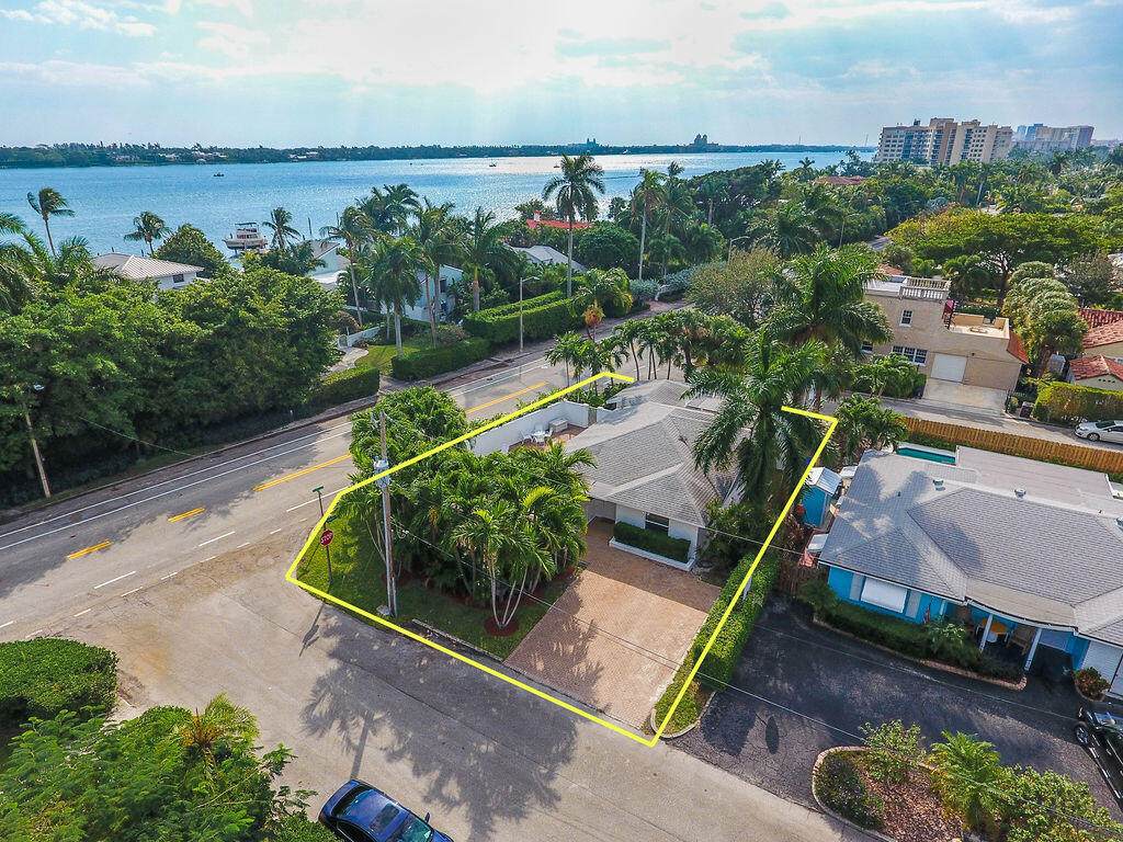202 32nd Street - Photo 1