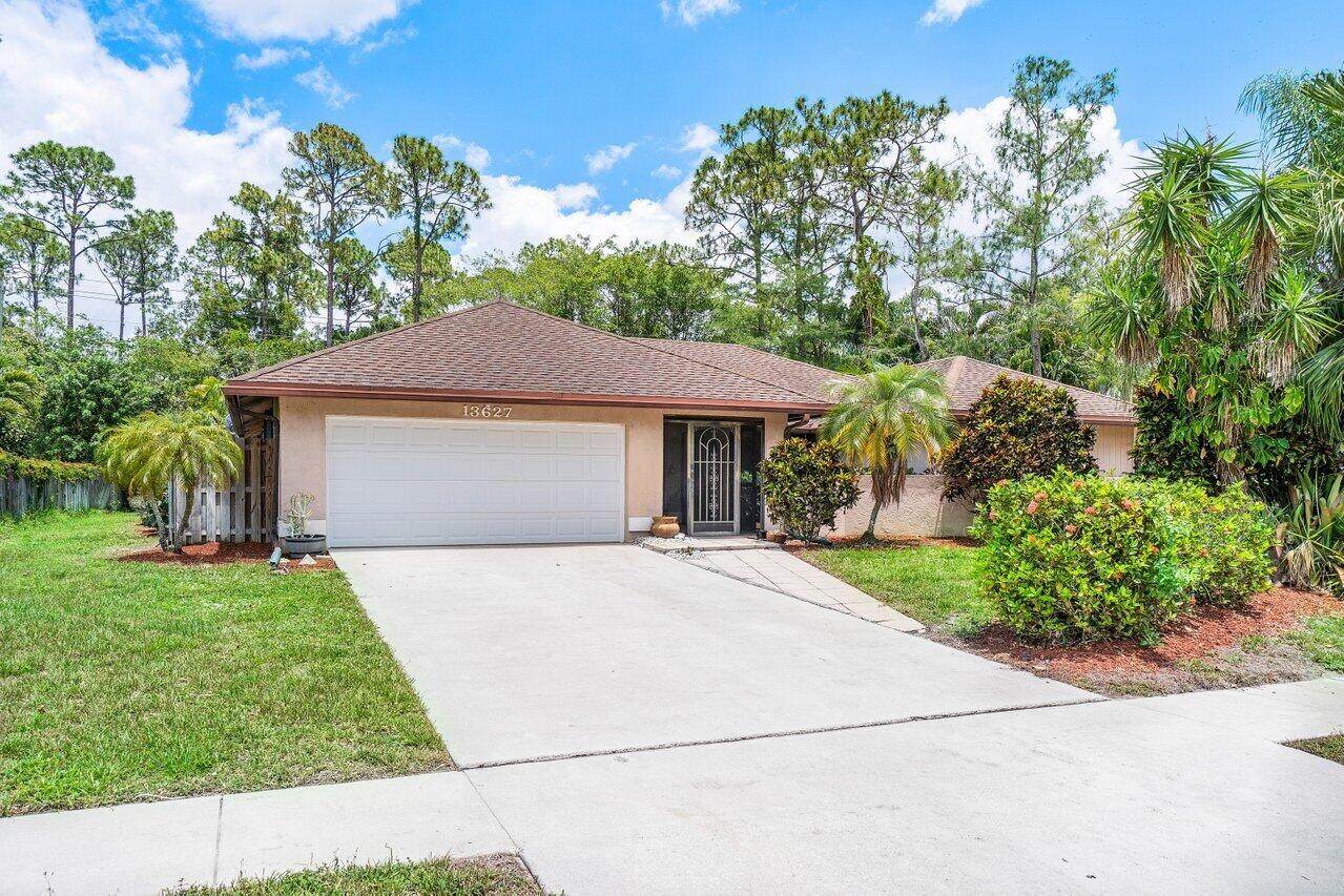 13627 Ishnala Circle - Photo 1