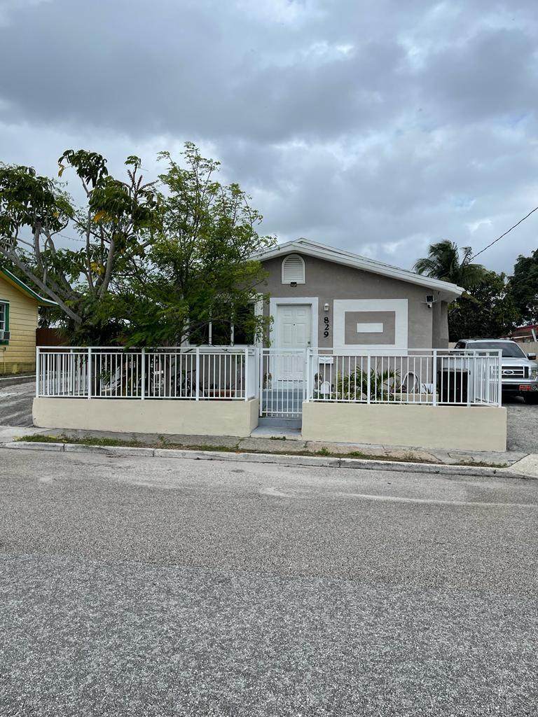 829 Kaye Street - Photo 1