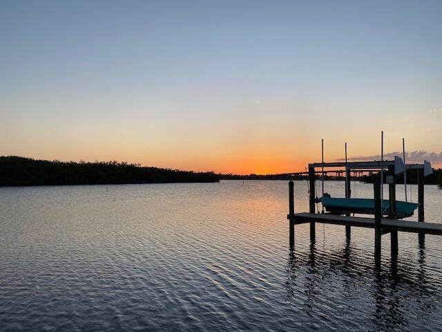 140 Hideaway Place - Photo 1