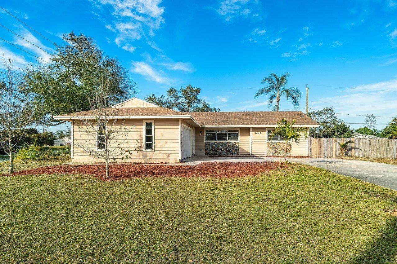601 Crescent Ave Avenue - Photo 1