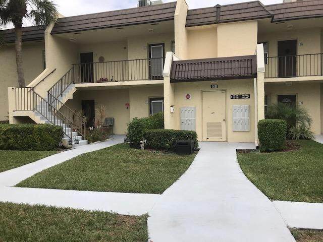 140 Lake Meryl Drive - Photo 1