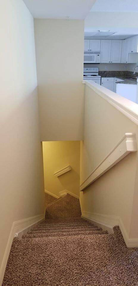 800 Crestwood Court - Photo 1