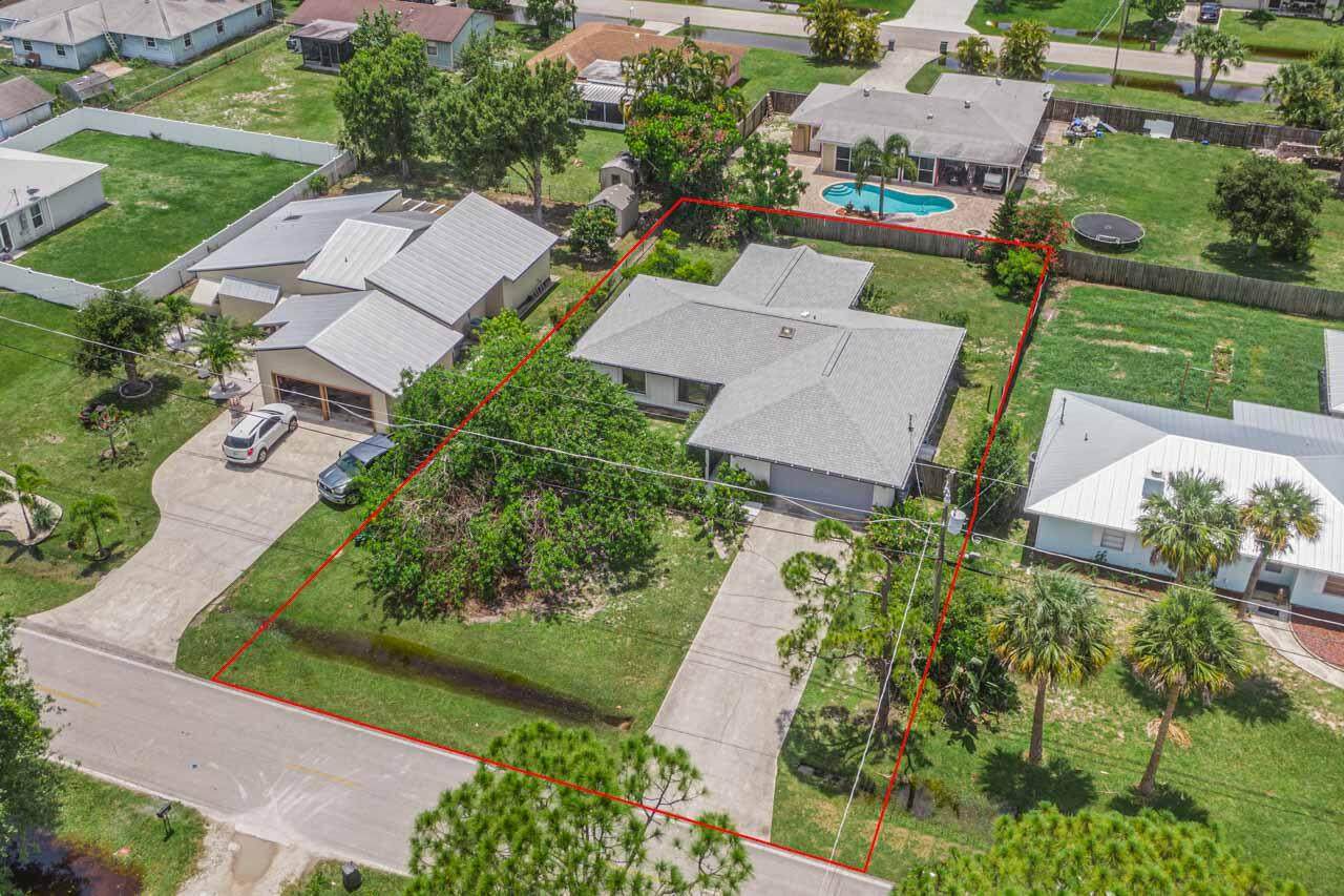 5801 Sunset Boulevard - Photo 1