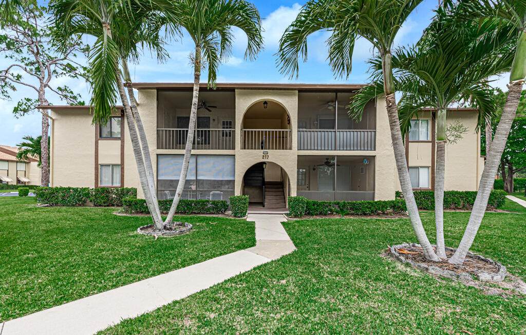 217 Pine Hov Circle - Photo 1
