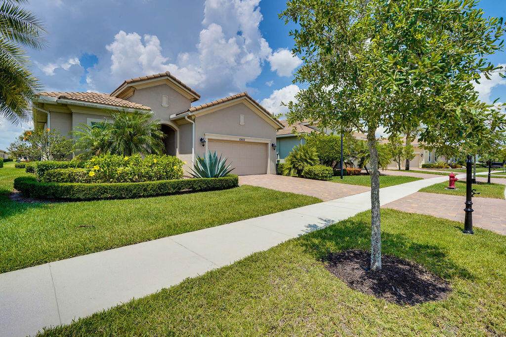 10602 Capraia Way - Photo 1