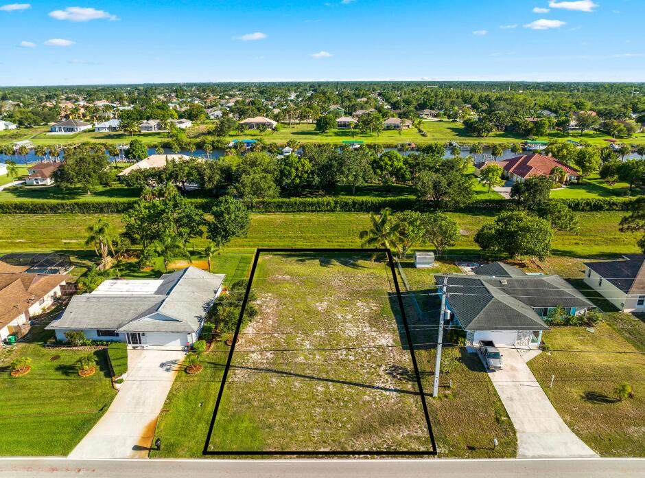 150 Oakridge Drive - Photo 1