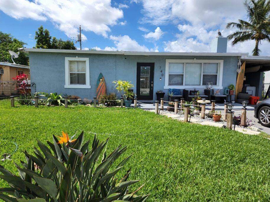 740 Dogwood Road - Photo 1