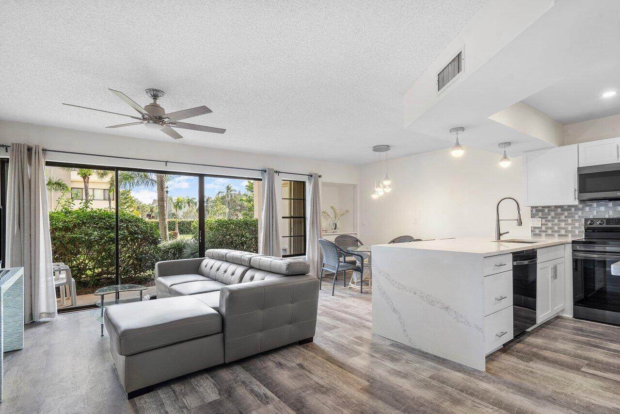 1605 Us Highway 1 Avenue - Photo 1